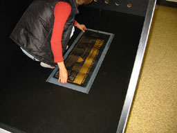 140Heater centered over white plastic.